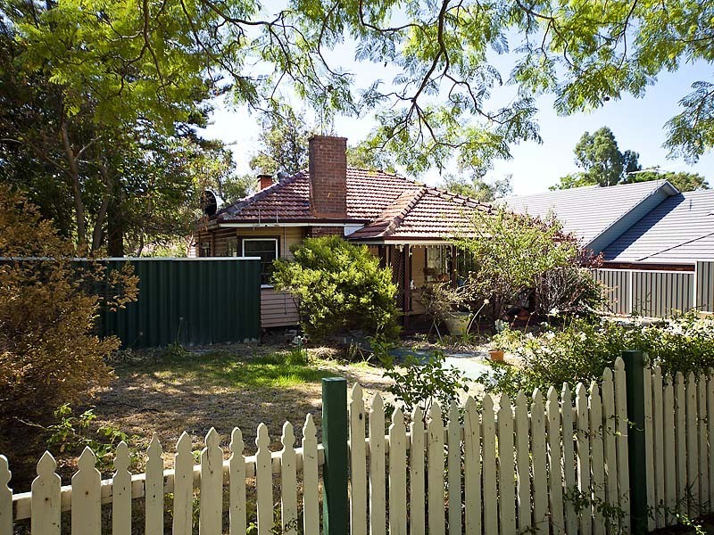 22 Joslin, Hilton WA 6163