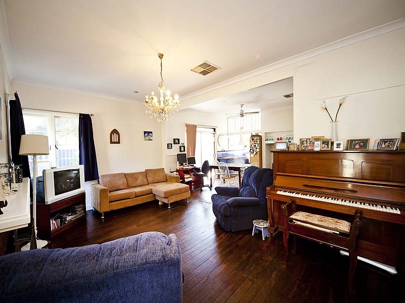 22 Joslin, Hilton WA 6163