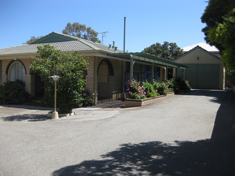 17 Kanimbla Street, Bicton WA 6157