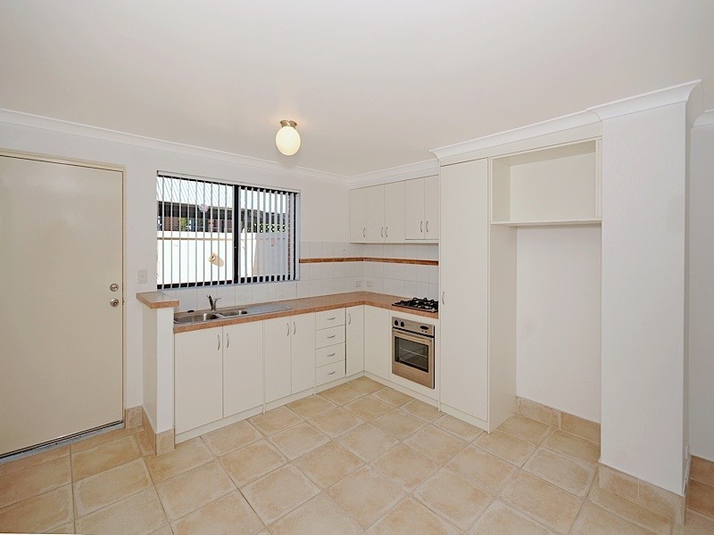 3/27 Burns Street, North Fremantle WA 6159