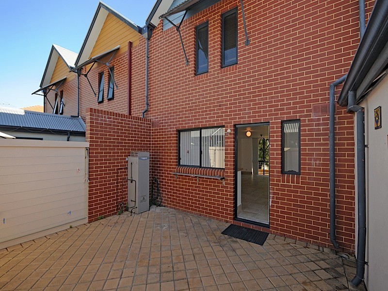 3/27 Burns Street, North Fremantle WA 6159