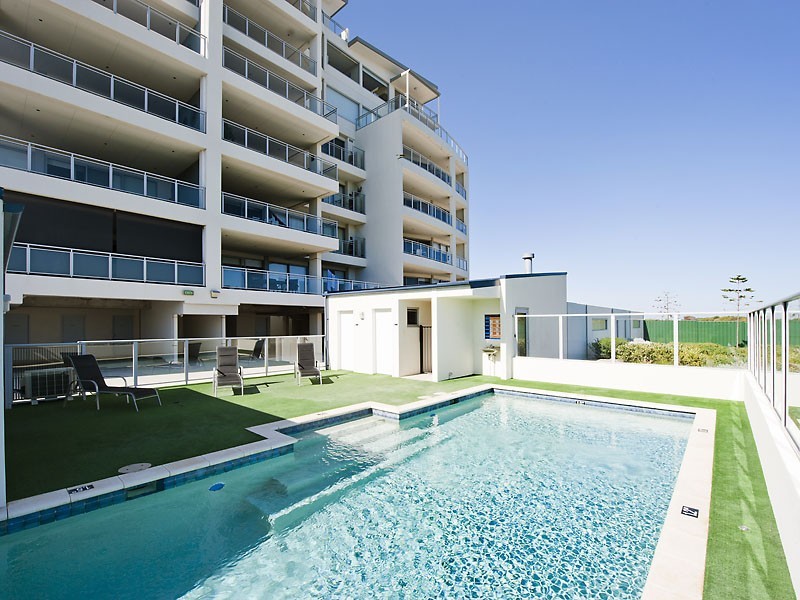 19/52 Rollinson Road, North Coogee WA 6163