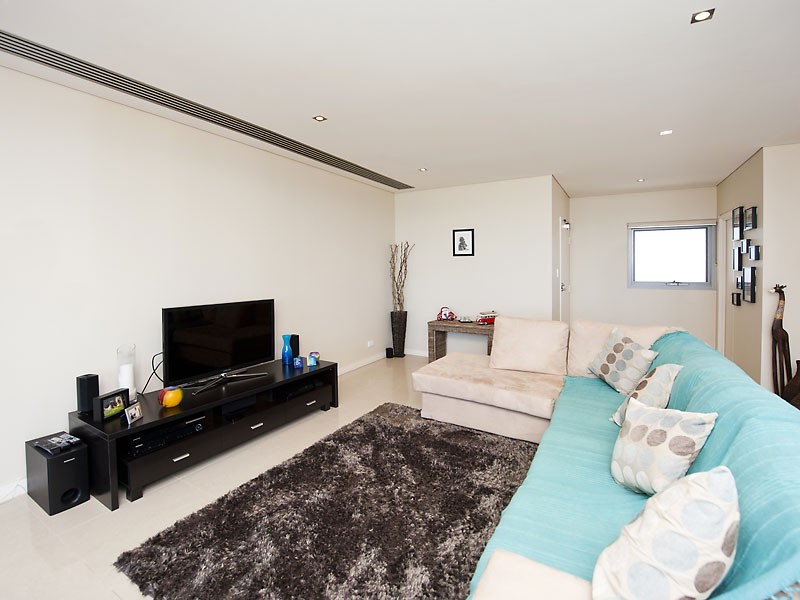 19/52 Rollinson Road, North Coogee WA 6163