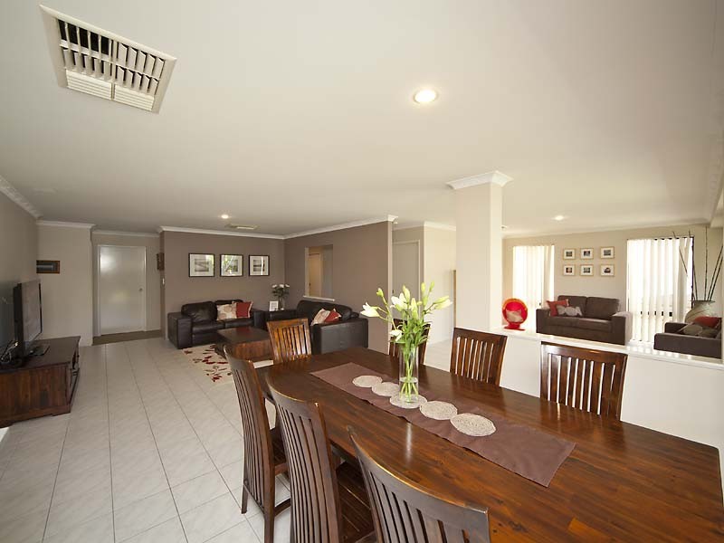 8 Okra Court, Munster WA 6166