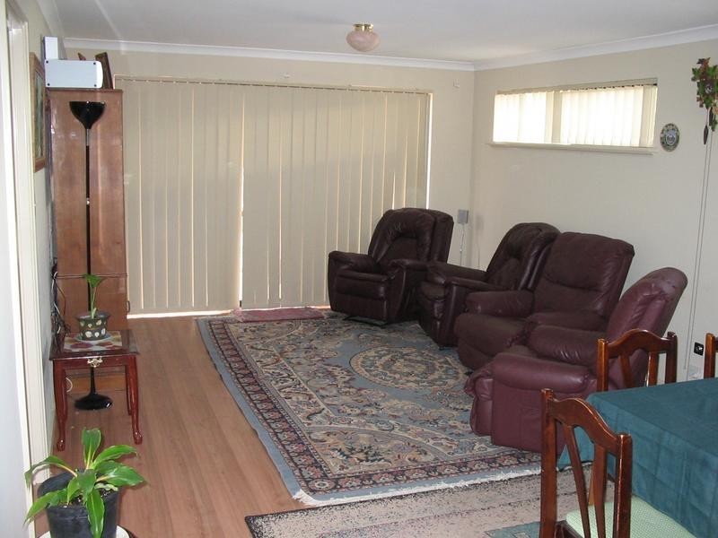 2B McKleery Rd, Kardinya WA 6163