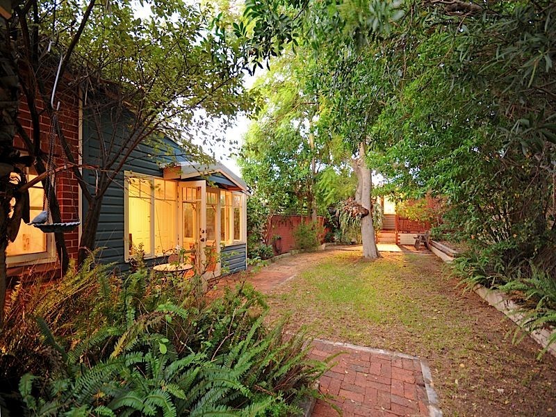 14 Prinsep Road, Melville WA 6156