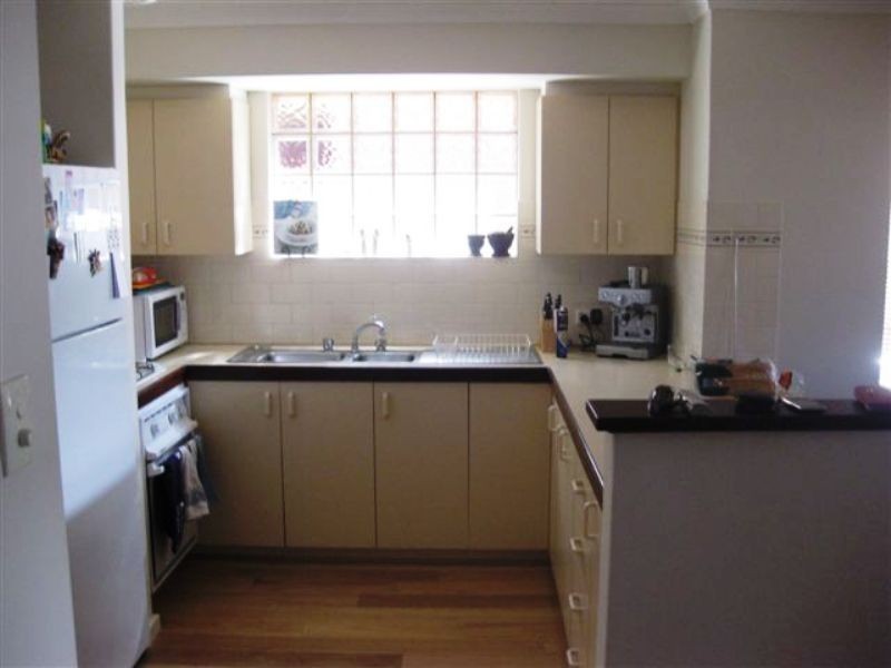 90b Hordern Street, Victoria Park WA 6100