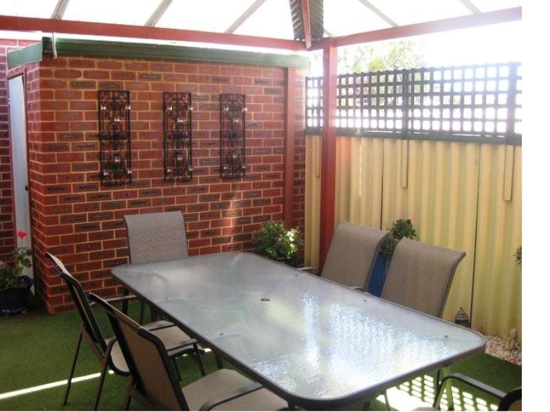 90b Hordern Street, Victoria Park WA 6100