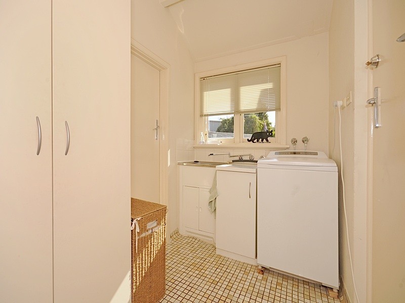 8 Worley Street, Willagee WA 6156