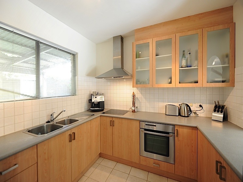 2/126 Petra Street, Bicton WA 6157