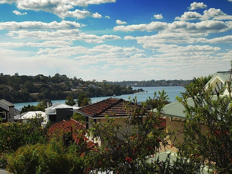 2/126 Petra Street, Bicton WA 6157