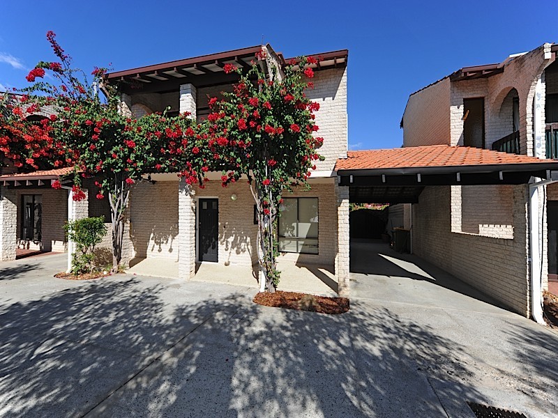 2/126 Petra Street, Bicton WA 6157