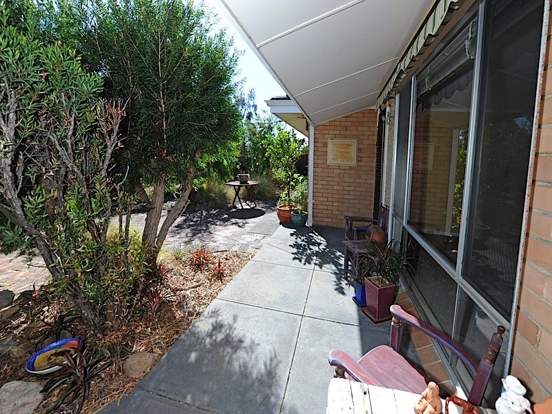 22 Pass Crescent, Beaconsfield WA 6162