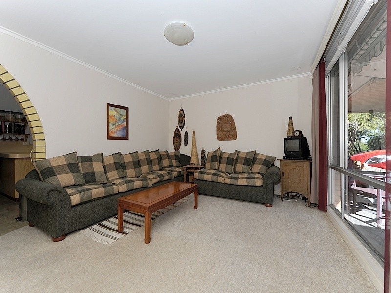 22 Pass Crescent, Beaconsfield WA 6162