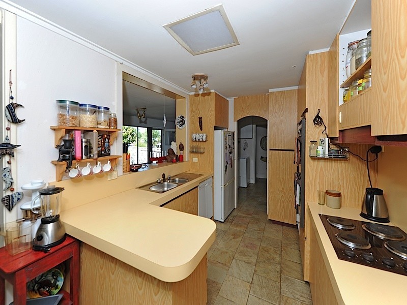 22 Pass Crescent, Beaconsfield WA 6162