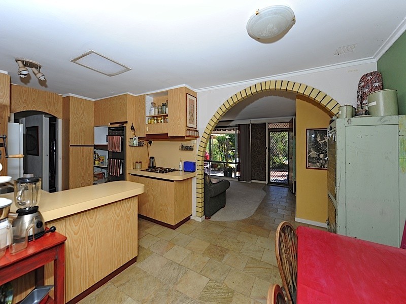 22 Pass Crescent, Beaconsfield WA 6162