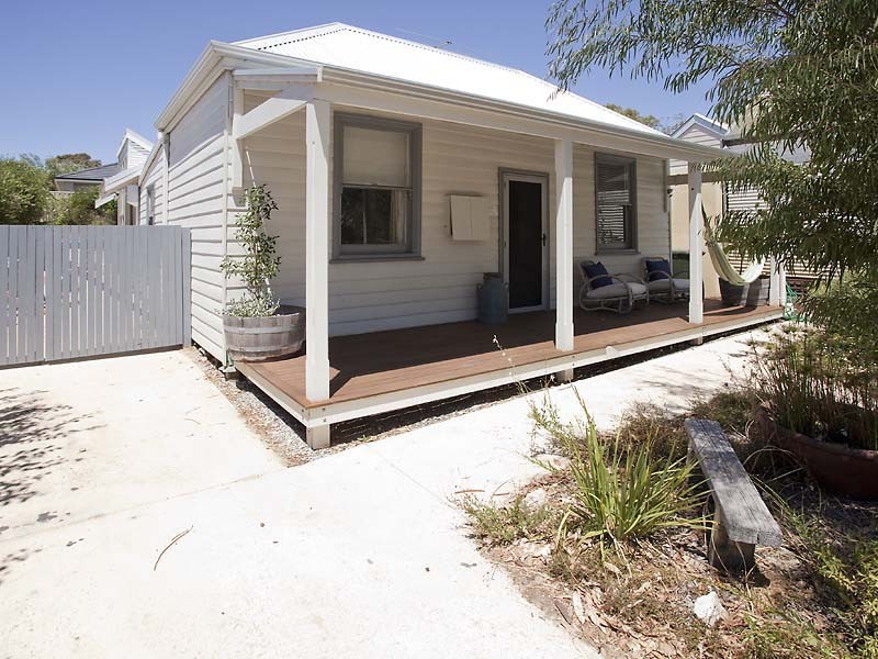 36 Wood Street, White Gum Valley WA 6162