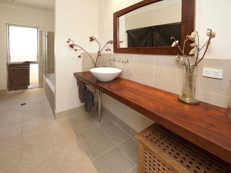 36 Wood Street, White Gum Valley WA 6162