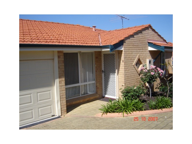 1/45 Foss Street, Bicton WA 6157