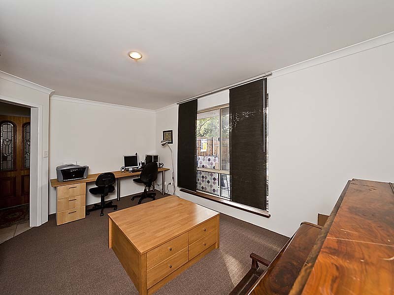 5 Collick Street, Hilton WA 6163