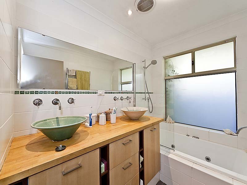 5 Collick Street, Hilton WA 6163