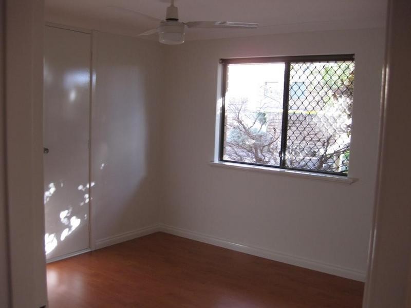 1/10 Hammad Street, Palmyra WA 6157