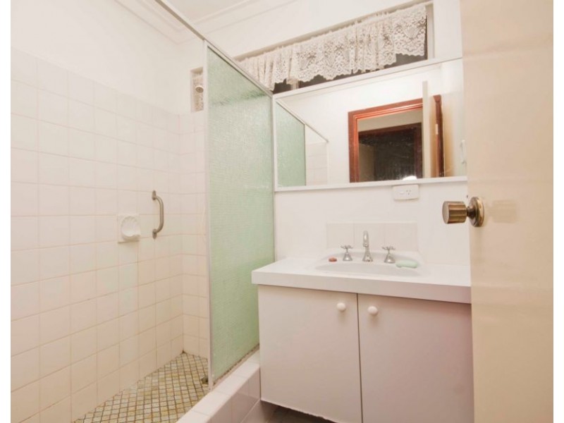 6/2 Adrian Street, Palmyra WA 6157