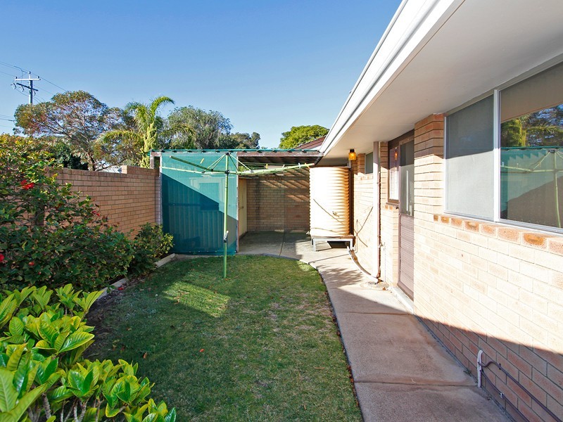 4/18 Murray Road, Palmyra WA 6157