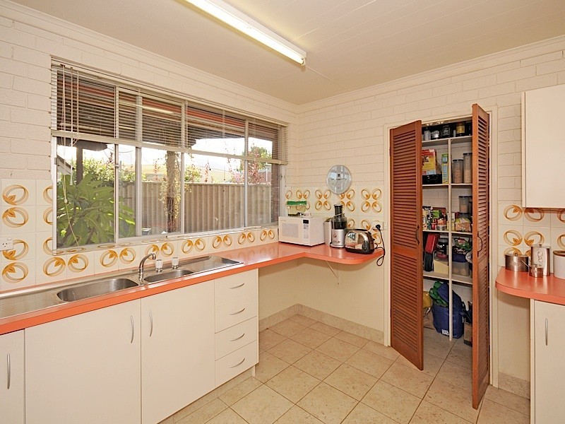 8 Worley, Willagee WA 6156