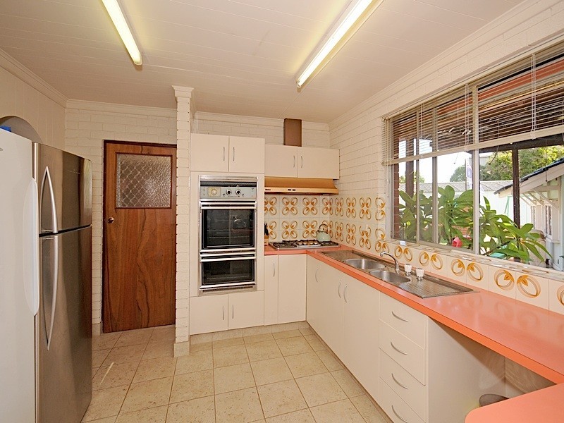8 Worley, Willagee WA 6156