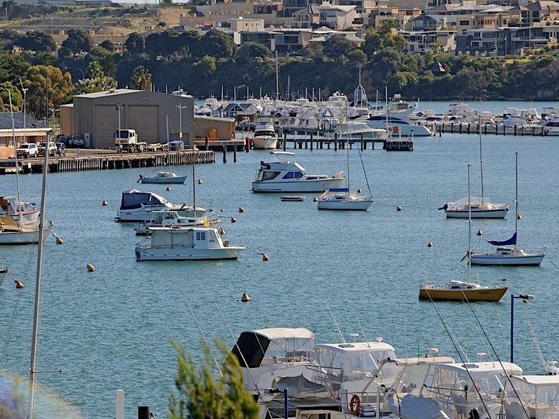 41 Westbury Crescent, Bicton WA 6157