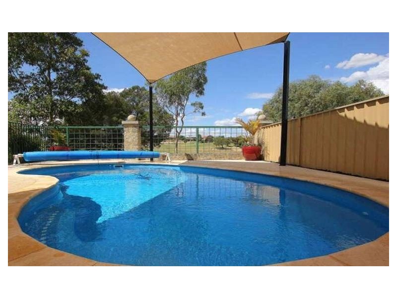 128 Glen Iris Drive, Jandakot WA 6164