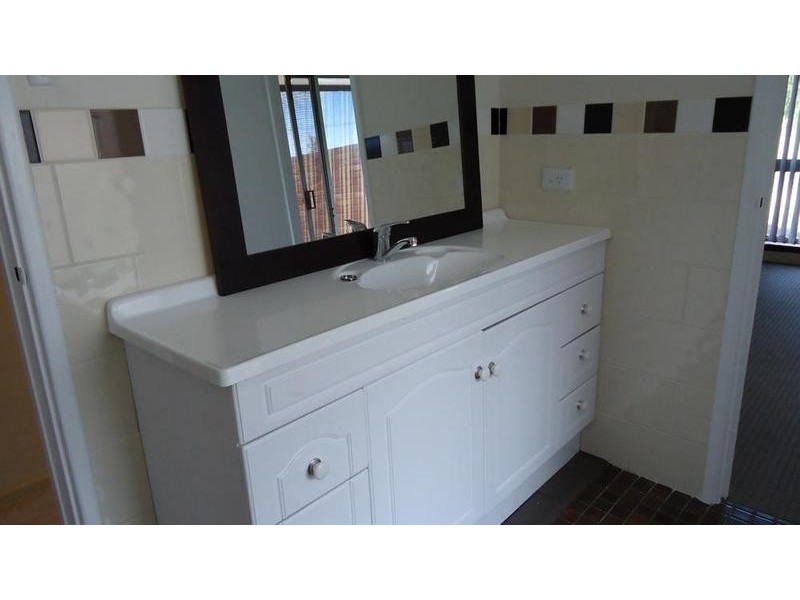 28 Kingsford Way, Huntingdale WA 6110