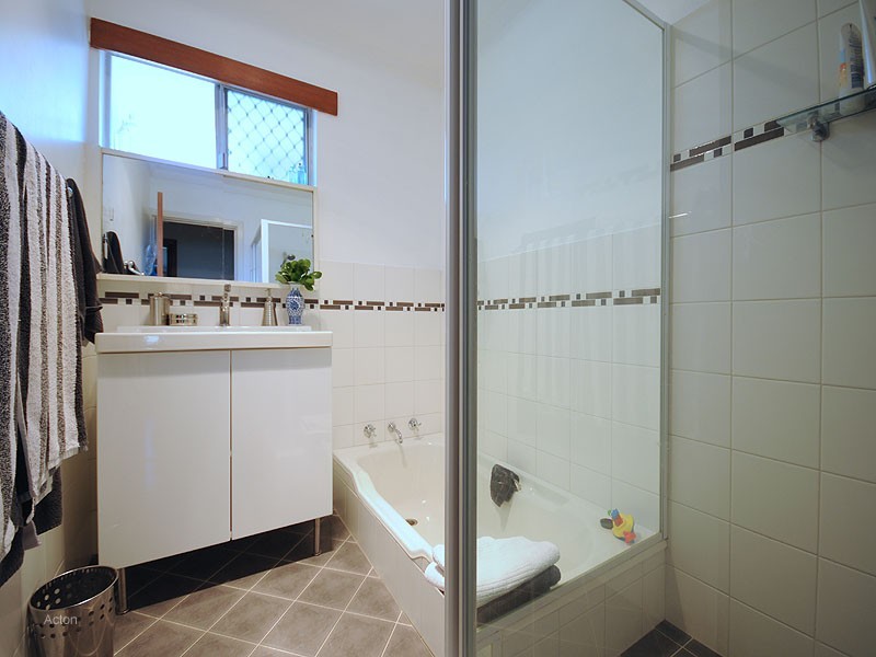 15 Dermer, Beaconsfield WA 6162