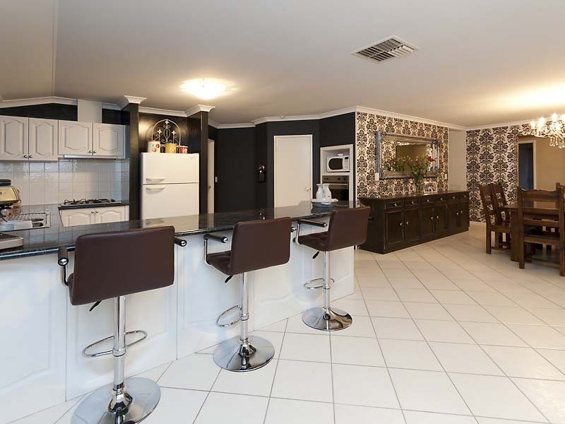 161 Glen Iris Drive, Jandakot WA 6164