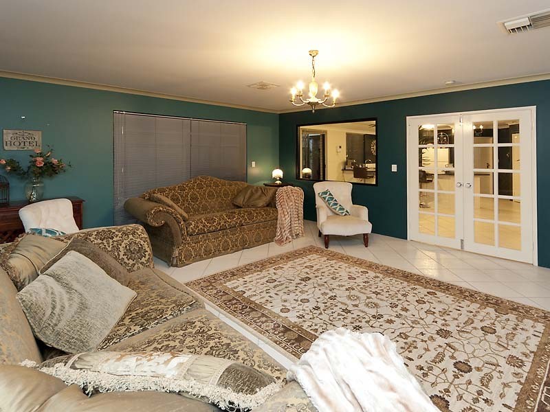 161 Glen Iris Drive, Jandakot WA 6164