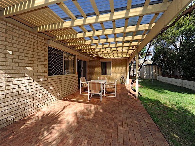 39C Yeovil Crescent, Bicton WA 6157