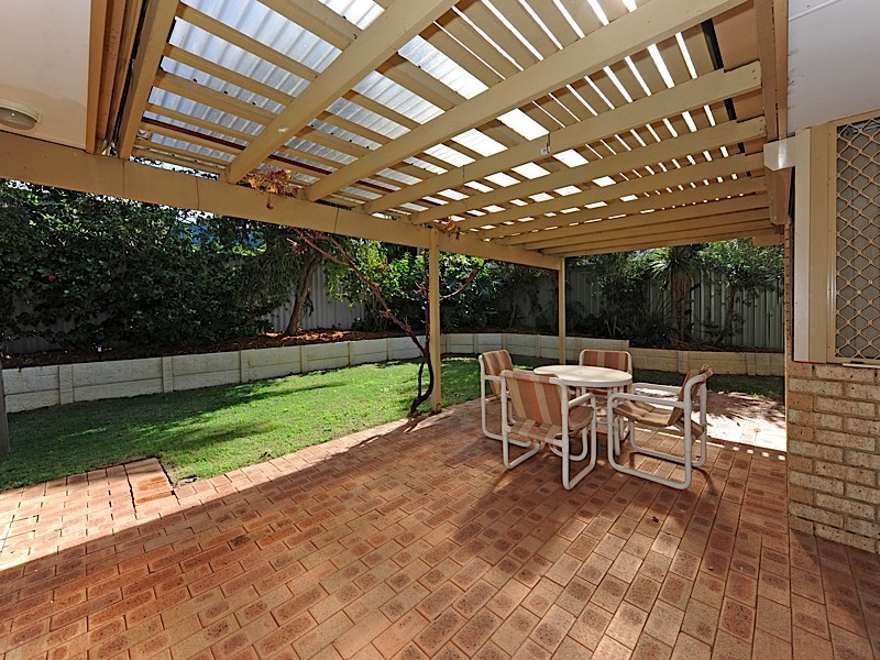 39C Yeovil Crescent, Bicton WA 6157