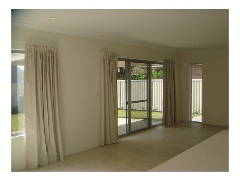 11 Daniel Street, Attadale WA 6156