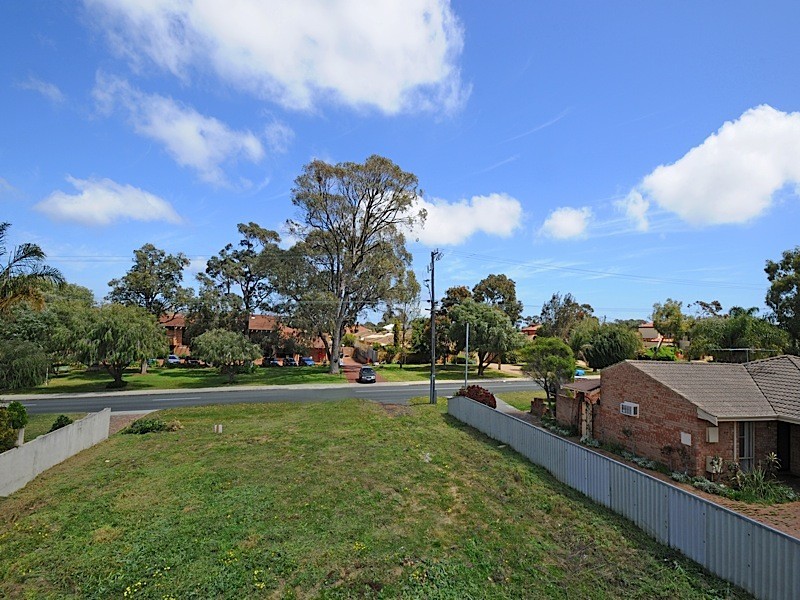 68 Point Walter Road, Bicton WA 6157