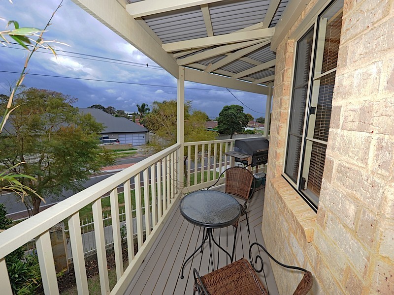 129B Moreing Road, Attadale WA 6156