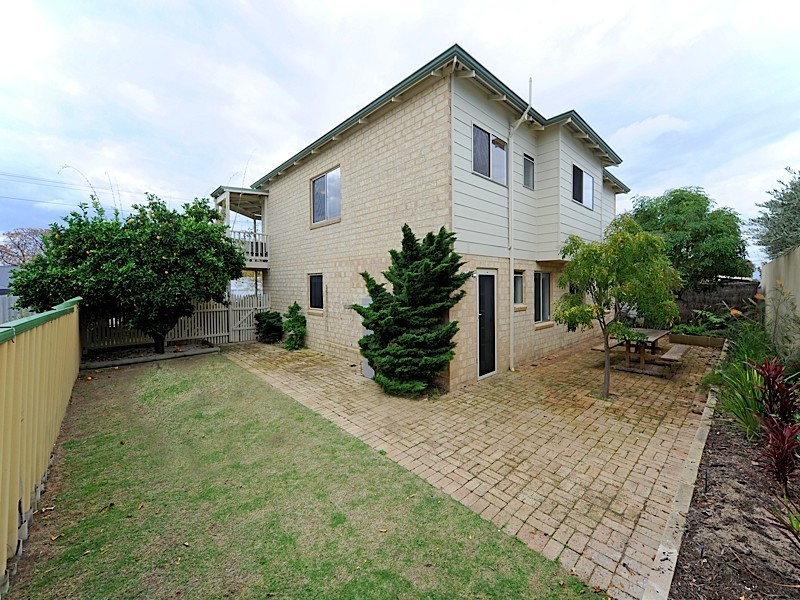 129B Moreing Road, Attadale WA 6156
