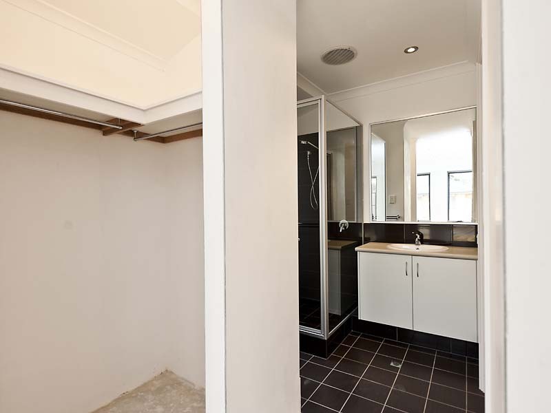 9 Frost Bend, Piara Waters WA 6112