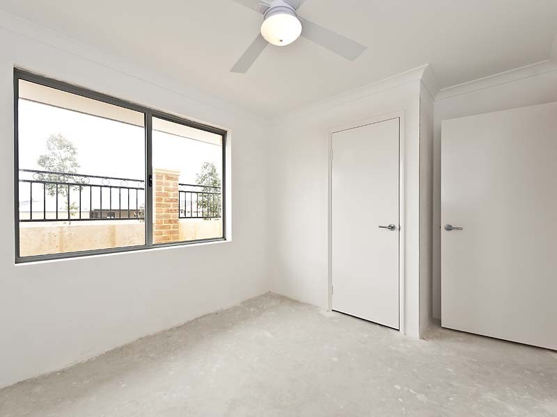 9 Frost Bend, Piara Waters WA 6112