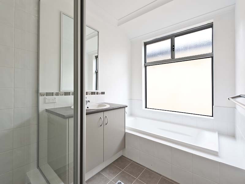 9 Frost Bend, Piara Waters WA 6112