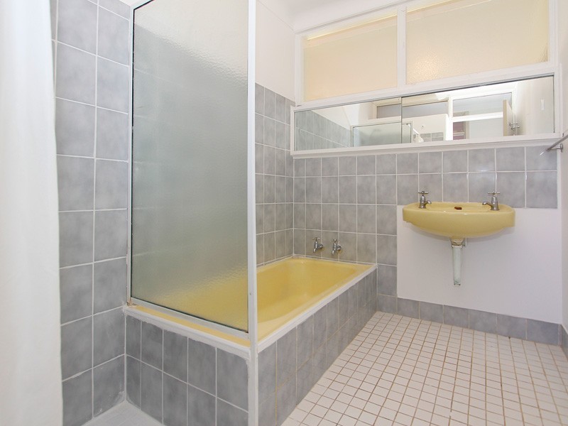 79 Gibson Street, Beaconsfield WA 6162