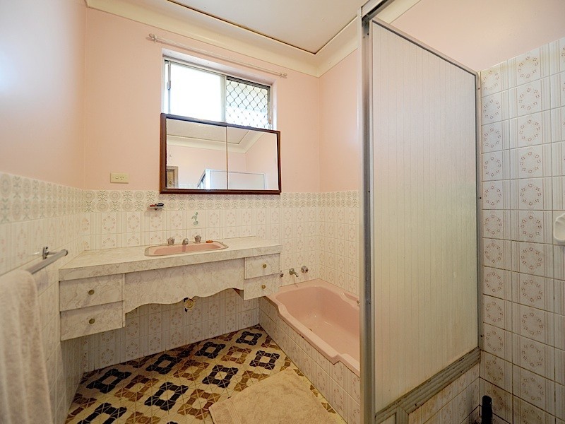 99 Lefroy Road, Beaconsfield WA 6162