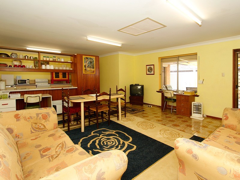 61B Zenobia Street, Palmyra WA 6157