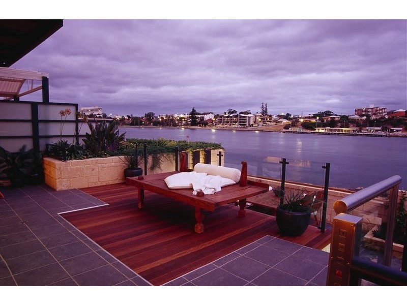 3+4/6 Doepel Street, North Fremantle WA 6159