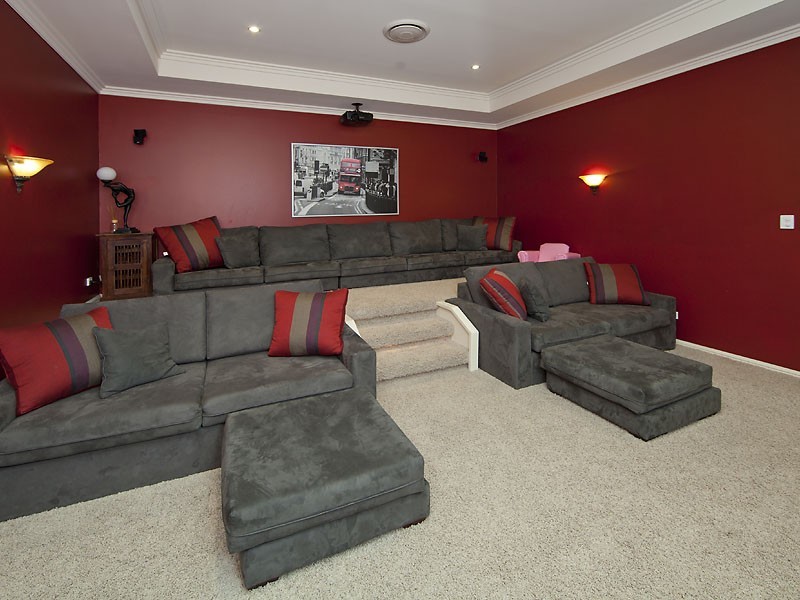 10 Pacific Avenue, Atwell WA 6164